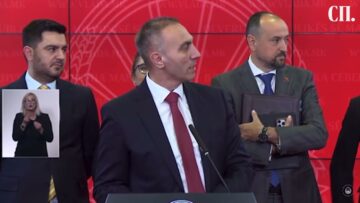 Приватно: [ID: _1En6N2w5Aw] Youtube Automatic