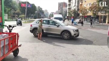 Приватно: [ID: N15OmEJtJEI] Youtube Automatic