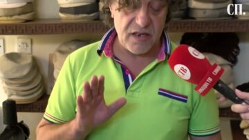 Приватно: [ID: 4QmUEgwDD70] Youtube Automatic