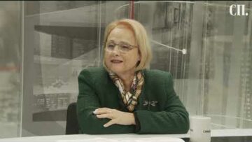 Приватно: [ID: hEkfS1pSB0g] Youtube Automatic