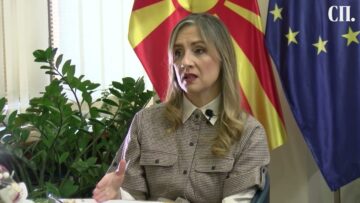 Приватно: [ID: 8LiE27B7jt0] Youtube Automatic