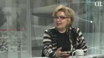 Приватно: [ID: iB1WCyEUDL4] Youtube Automatic