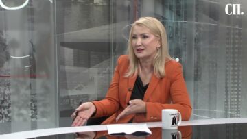 Приватно: [ID: gN_GI0f8hIs] Youtube Automatic