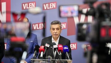 Приватно: [ID: gxCL8mu2H70] Youtube Automatic