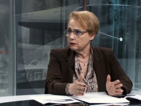 Приватно: [ID: 4svJuyZ_PnY] Youtube Automatic