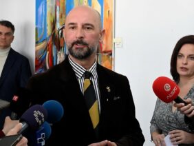 Приватно: [ID: AJwvQb906wc] Youtube Automatic