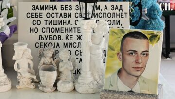 Приватно: [ID: MtyJ47uTefc] Youtube Automatic