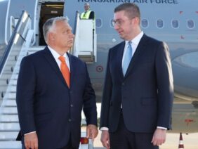 Приватно: [ID: lRm8Hh8ED8M] Youtube Automatic