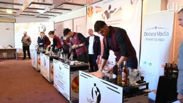 Приватно: [ID: M0A2hDc9MIs] Youtube Automatic