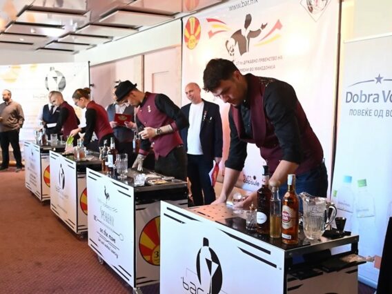 Приватно: [ID: M0A2hDc9MIs] Youtube Automatic