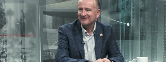 Приватно: [ID: ybDvRYP0oL4] Youtube Automatic